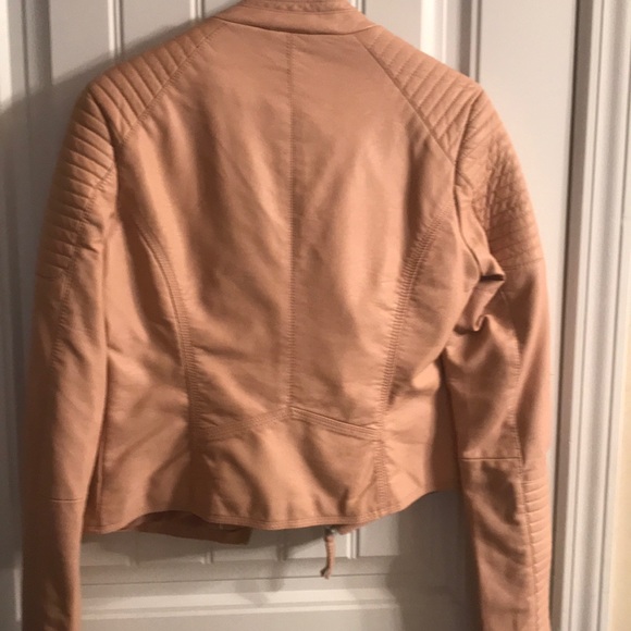 Jacket - Picture 6 of 7